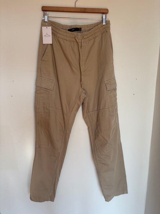 Cargo Bershka - L