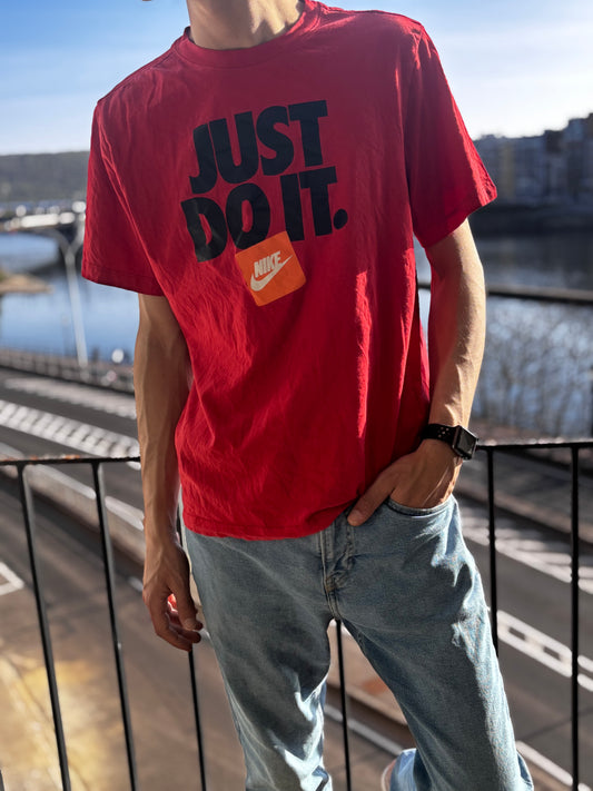 T-shirt NIKE - M
