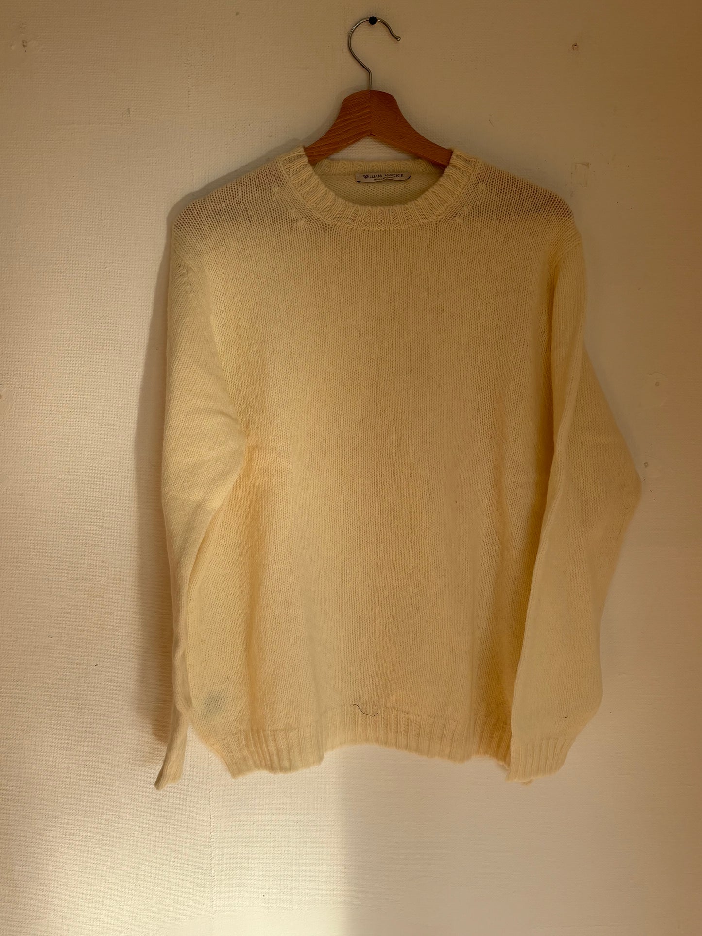 Pull en laine d’agneau William Lockie – Crème – Taille XL